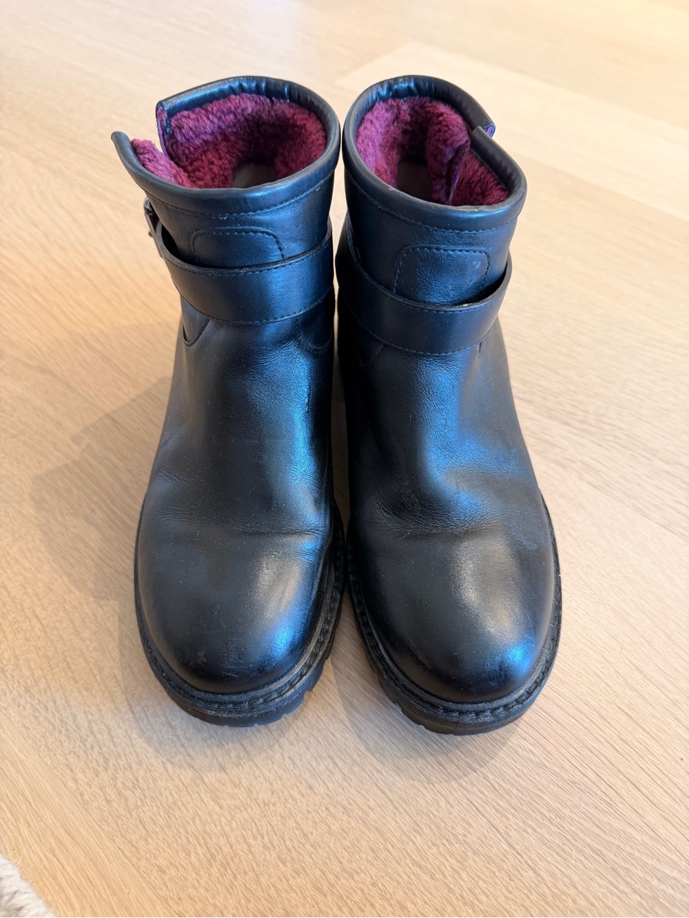Fendi Leather Shearling lined Ankle Moto Boots in Black